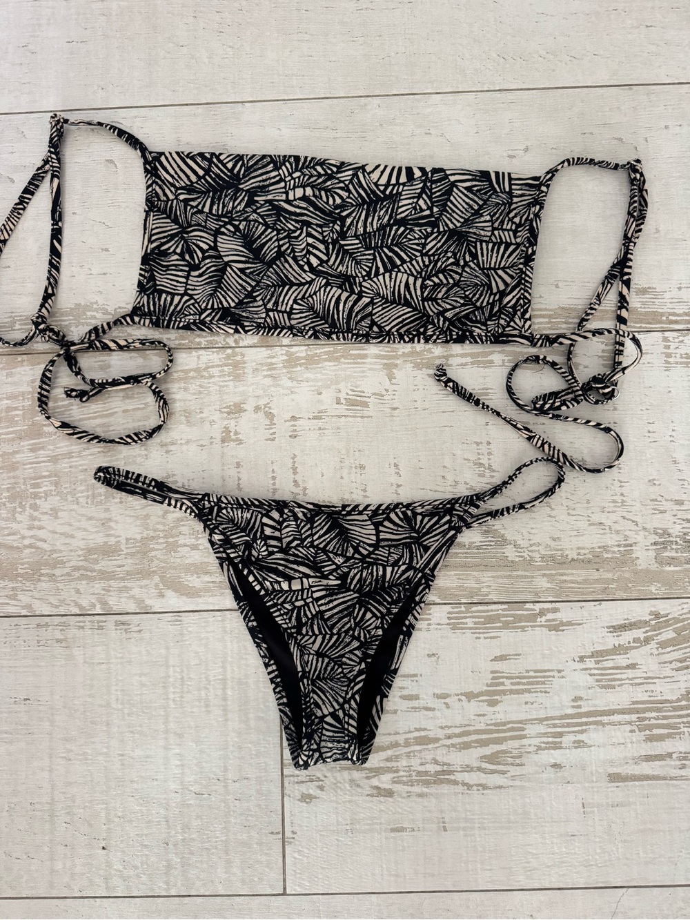 Black & tan Leaf-Print Tie Bikini Set - Women Swim